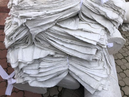 Салфетка для мытья пола из холстопрошивного полотна белая (стр. 2,5 мм). Размер 80х100 см. От производителя ФлёрТекс Иваново
